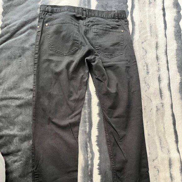 H&M Men's Chino style Pants (Slightly Distressed) - Picture 8 of 9